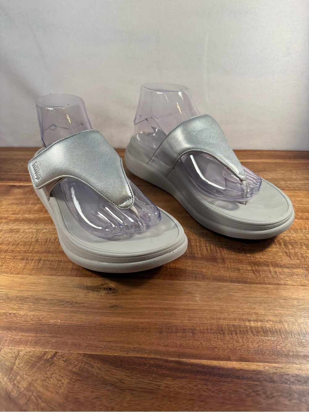 Fitflop F-Mode Go Adjustable Platform Toe Post Silver Sandal Size 8